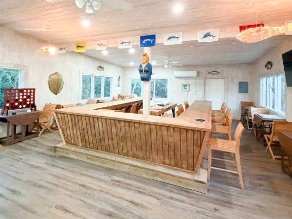 Exclusive Off-Grid Island Retreat in The Bahamas - Luxury Getaway